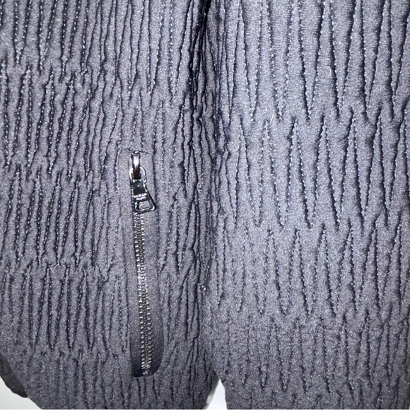 PRADA Vintage Zip - Picture 11 of 11